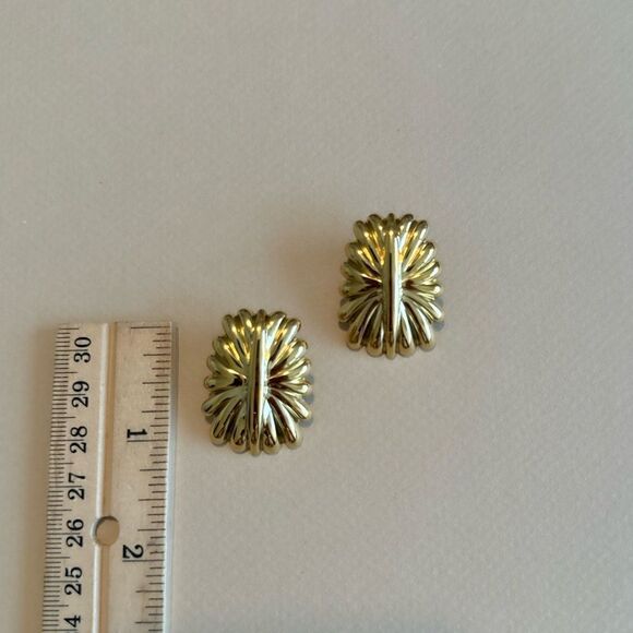Vintage flower earrings M764 - Picture 5 of 5